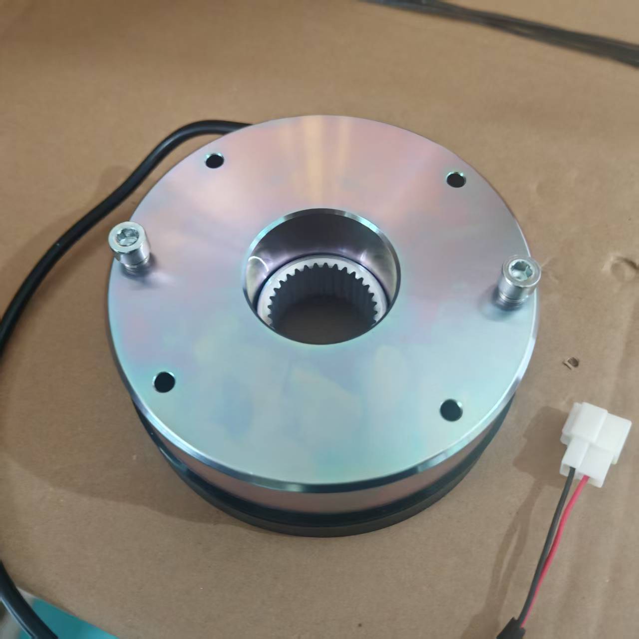 Elektroniczny hamulec 45712D-F – Car Electronics recenzja i cena